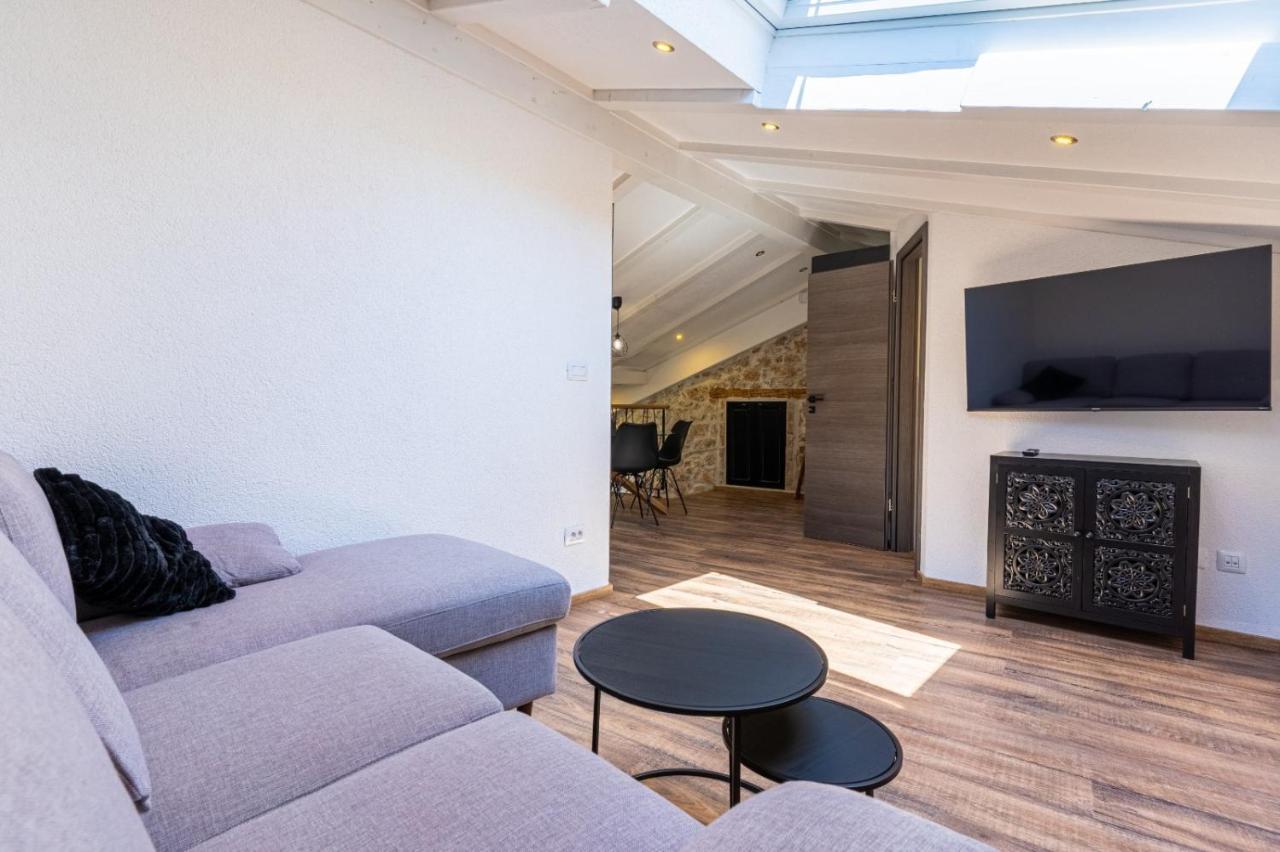 Apartments Rose Cres Zewnętrze zdjęcie